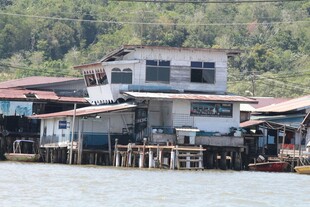 水上木屋村落景观
