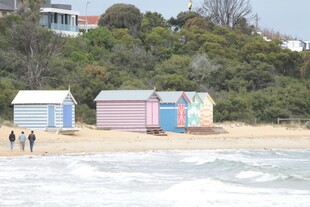 多彩海滨小屋 漫步沙滩景