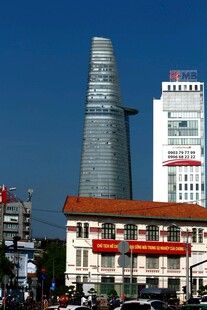 城市中现代与传统建筑景观