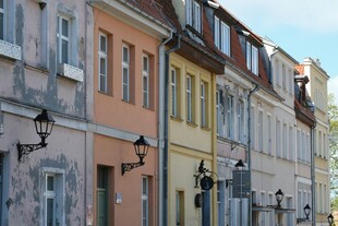 欧式多彩临街建筑风貌