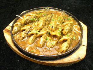 铁板美味海鲜大杂烩