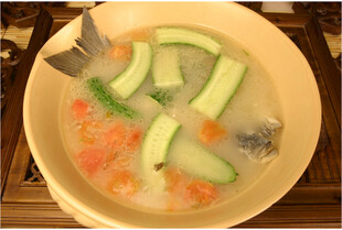 虾仁黄瓜鱼汤