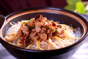 煲仔锅菜品粉丝煲