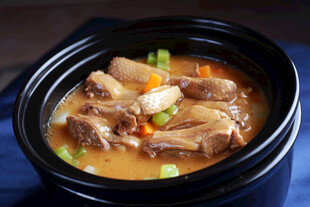 煲仔锅菜品大雁豆腐煲