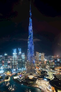 迪拜塔夜景俯瞰