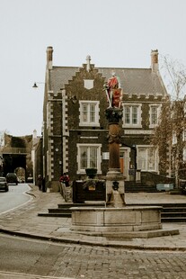 复古风格的街边建筑