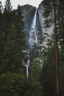 山间飞瀑 自然清新之景