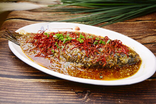 香辣可口红烧鱼