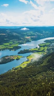 俯瞰壮美山水景观