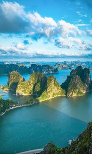 下龙湾绝美山海风光