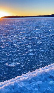 冰面日落美景