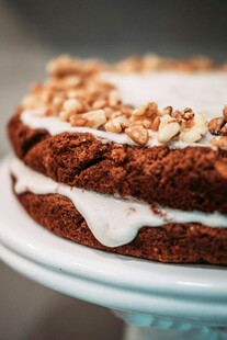巧克力坚果夹心蛋糕