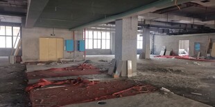 空旷毛坯房室内场景