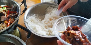 丰盛餐食 米饭与美味菜肴