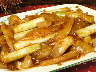 美味酱汁焖炒笋丝