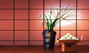 日式茶室摆件与绿植