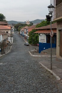 古朴宁静的鹅卵石街道