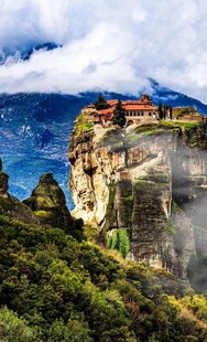 悬崖上的神秘修道院