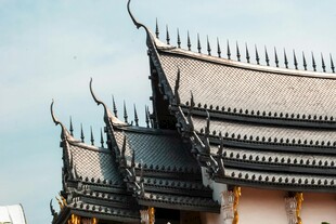 中式古建筑屋顶特写