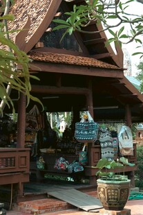 东南亚风格木质凉亭景观