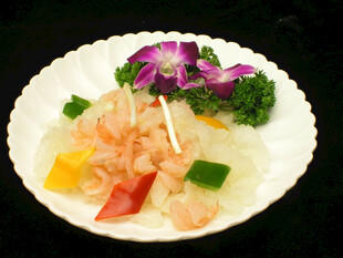 虾仁时蔬摆盘美食