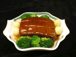 鲍汁扣蹄筋西兰花