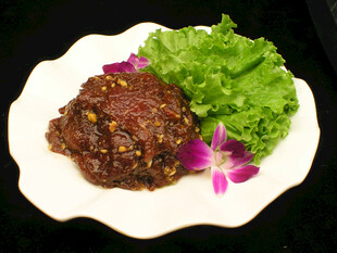 美味肉酱配生菜摆盘