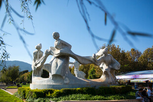 户外人物雕塑景观