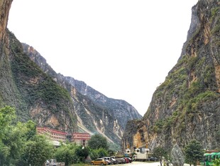 壮丽峡谷自然风光