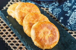 金黄酥脆香酥饼