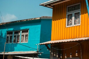 彩色小屋 展现独特建筑风格