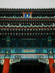 中式古建筑精美门头