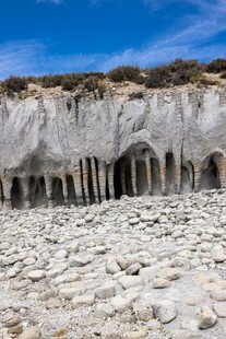 海岸奇特石柱景观