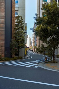 城市街道的宁静街景