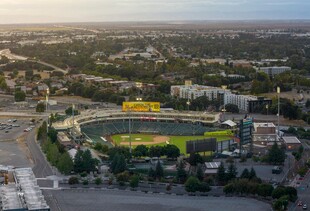 洛杉矶道奇体育场鸟瞰图