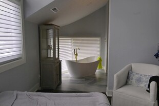 简约风卧室与浴室连通空间