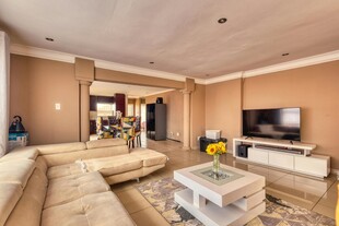 现代豪华客厅室内场景