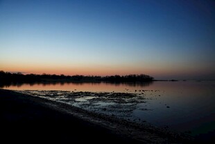 海边日落时分美丽景致