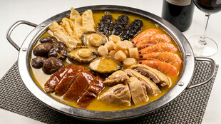 丰盛海鲜火锅宴