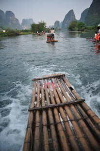 漓江竹筏漂流美景