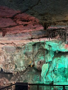 自然风光钟乳石