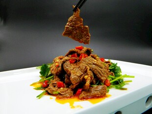 美味牛肉菜品诱人呈现