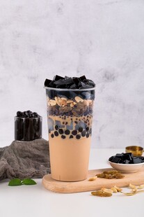 大满贯烧仙草 丰富配料展示