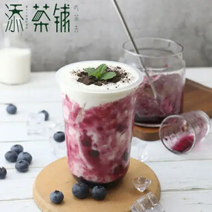 蓝莓奶盖饮品 颜值与美味