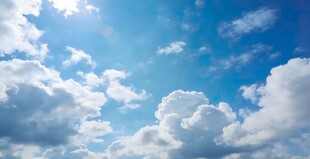 蓝天白云纯净天空美景