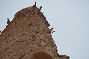 古老土筑建筑遗迹