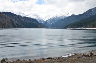 壮丽山水湖泊美景