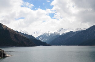 壮丽山水湖泊美景