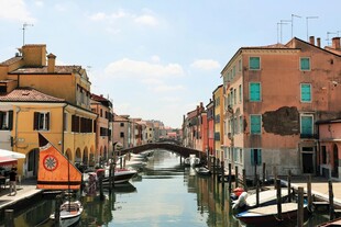 威尼斯水城的美丽河道