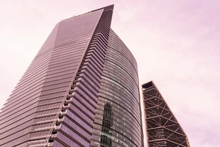 摩天大楼的壮丽天际线